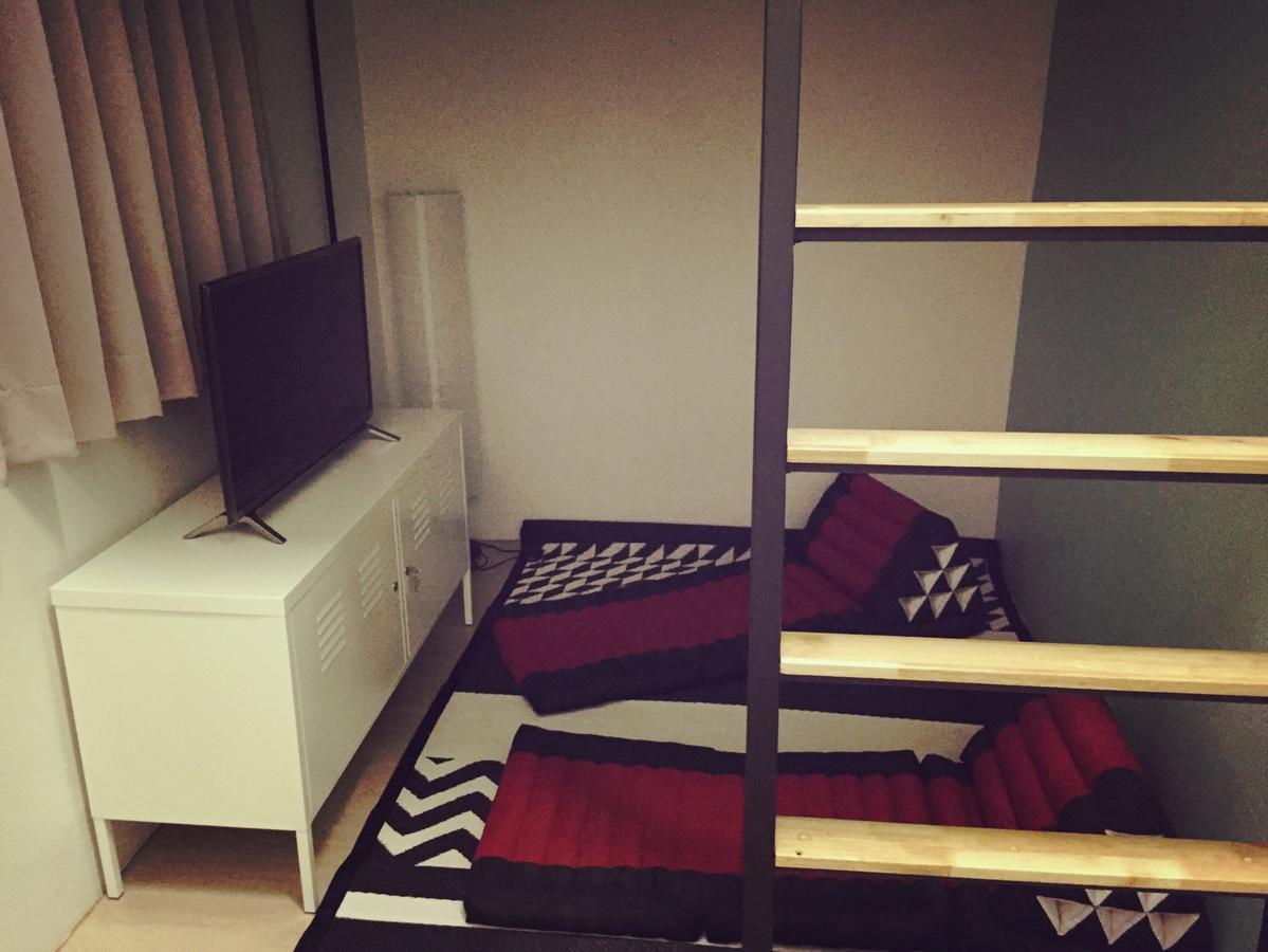 Bunny Burrow Hostel Bangkok Exterior photo